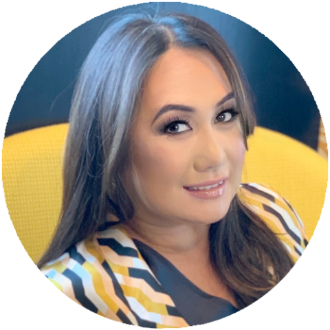 Melissa de la Cruz CC’93