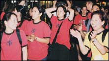 Orientation volunteers cheering on first years