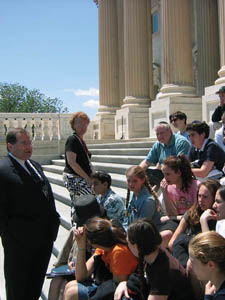Nadler speaks to a group of students.