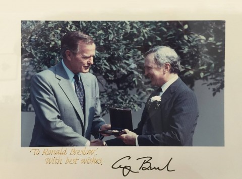 Photo of Ronald Breslow receiving National Science Medal from President H.W. Bush