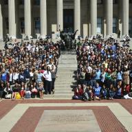 On April 9, the students of Columbia College and the School of Engineering & Applied Sciences gathered on the steps of Low Plaza to take a photo with their fellow classmates. Participating students were given a Columbia University pin displaying their class year. Photo: LifeTouch Photography