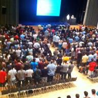 The Columbia College Class of 2017 made history as the first class to adopt an honor code. Students took the pledge together at the Columbia College Academic Assembly during New Student Orientation Program (NSOP). Photo: Alycen Ashburn