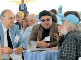 Reunion is the time to catch up with old friends and make new ones. 
