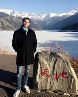 Michael Novielli ’03 in Xinjiang, a province in northwestern China. Photo: Courtesy Michael Novielli ’03
