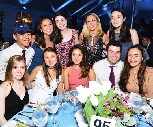 Members of the Class of 2017 pose together during the annual Columbia College Senior Dinner.