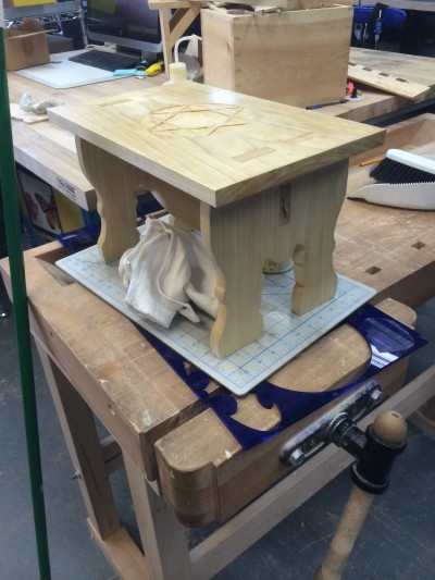 The finished stool after its first coat of shallac. Photo: Scott Sonnenberg CC’18